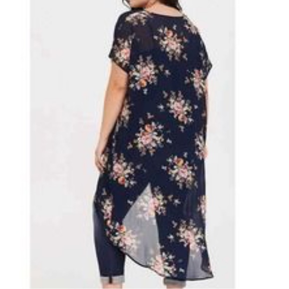 Torrid Floral Kimono - Picture 2 of 5
